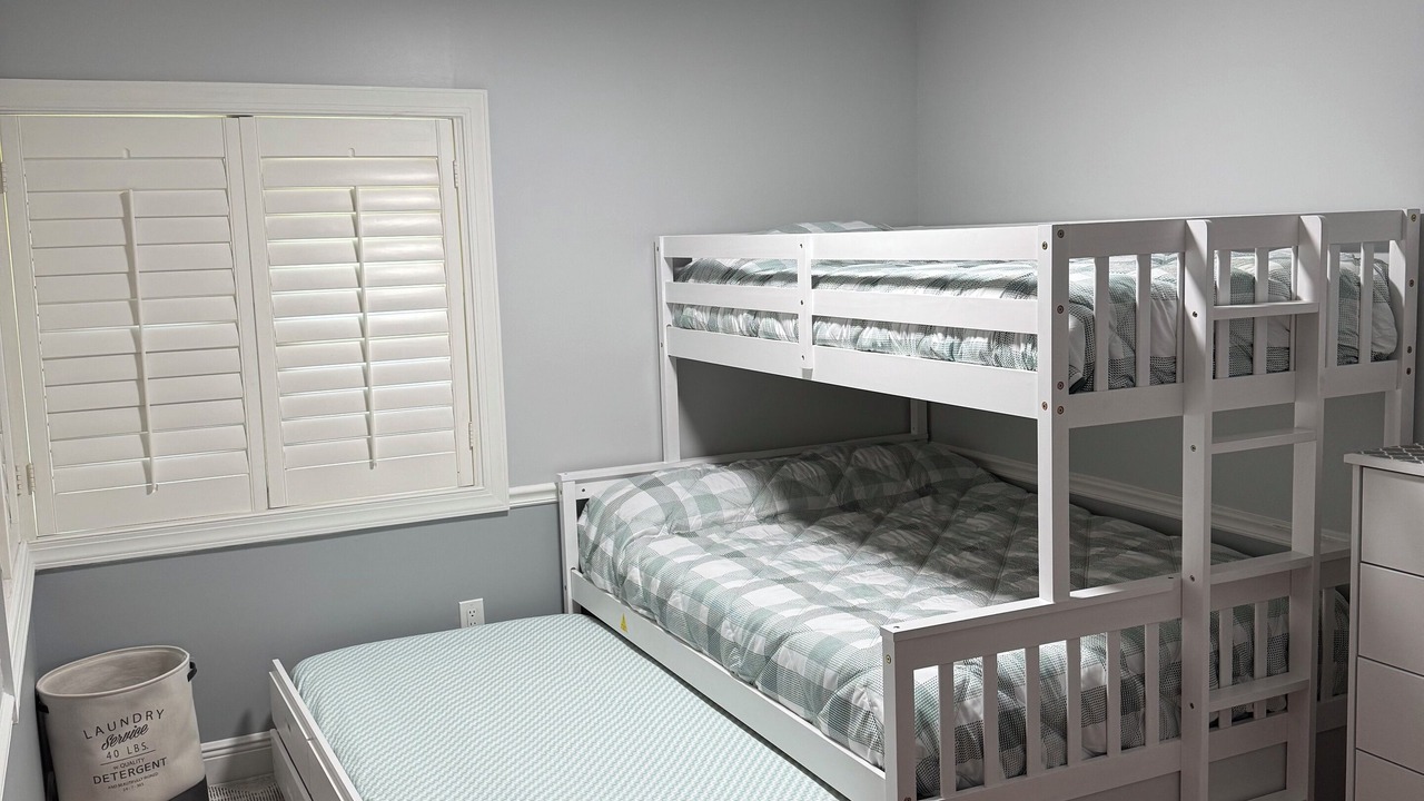 Photo of Bedroom in Palm River Estates