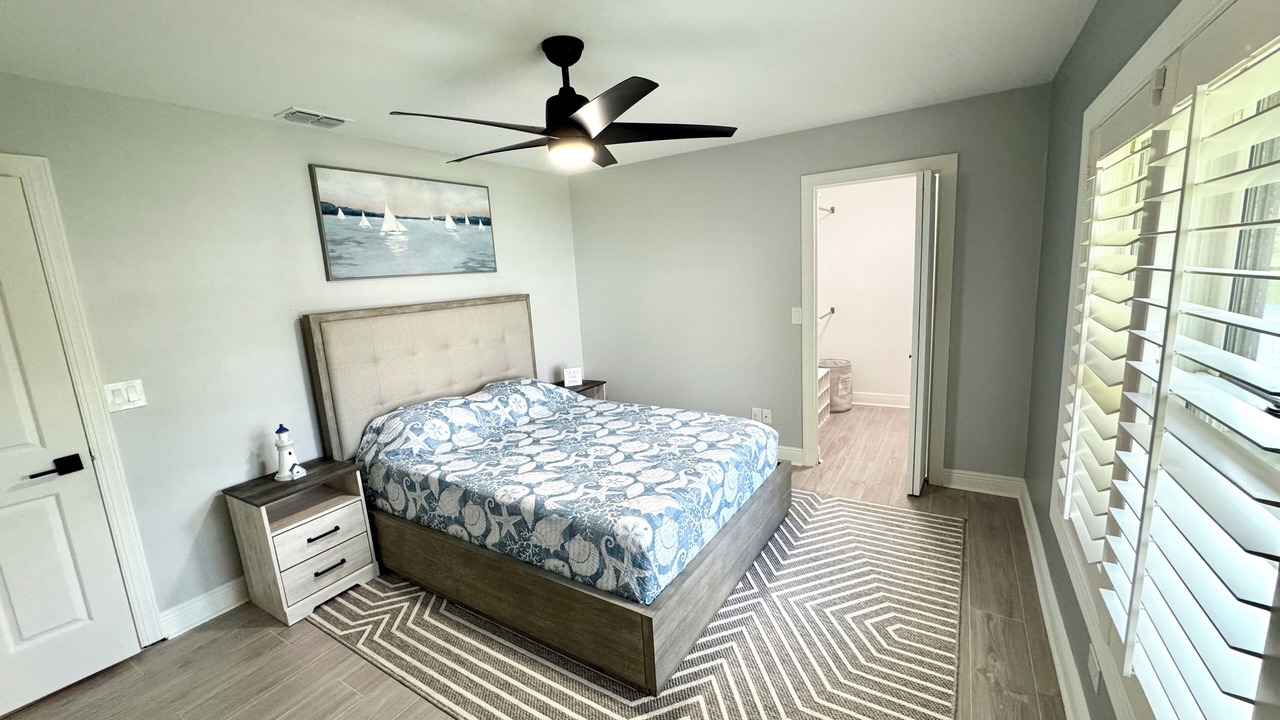 Photo of Bedroom in Palm River Estates