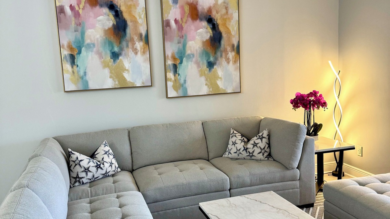 Photo of Livingroom in Palm River Estates