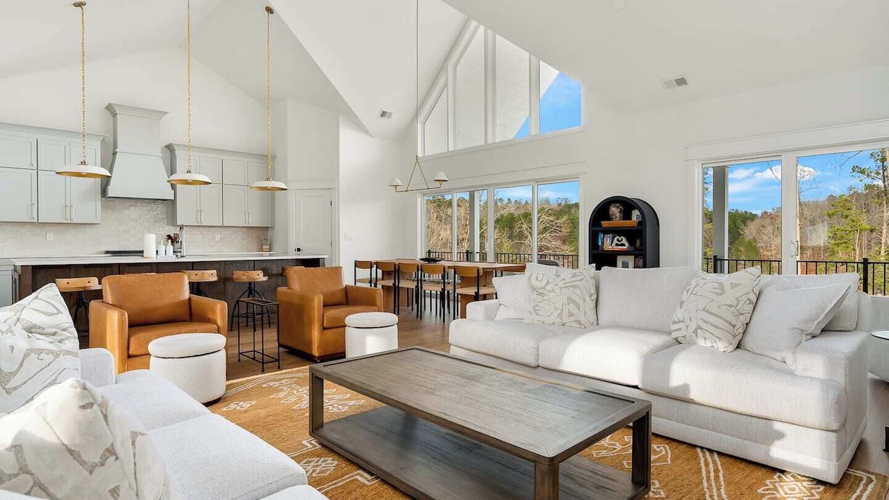 Photo of Livingroom in West Union