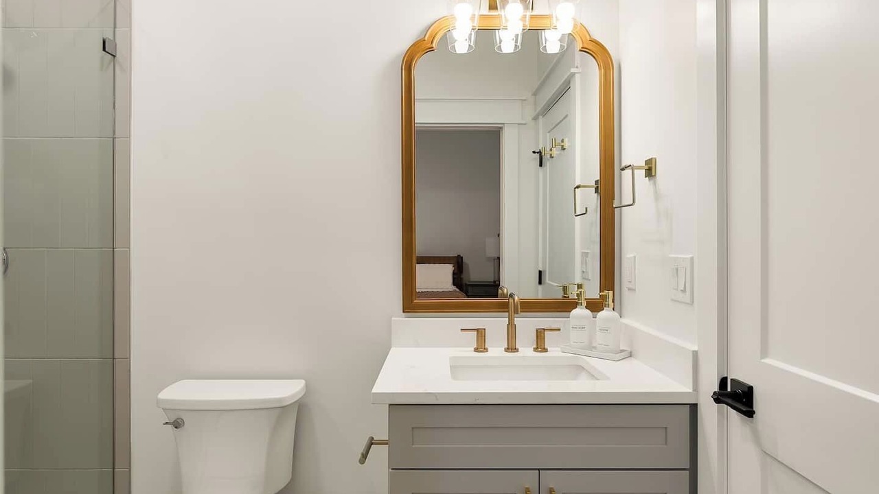 Photo of Bathroom in West Union