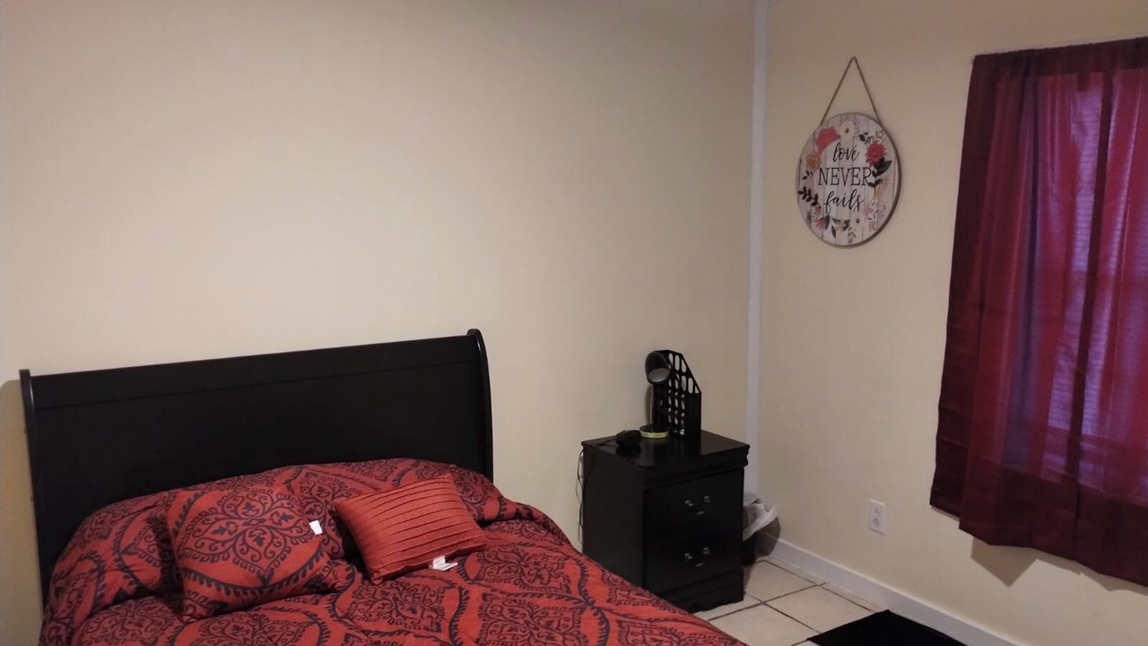 Photo of Bedroom in Cochran