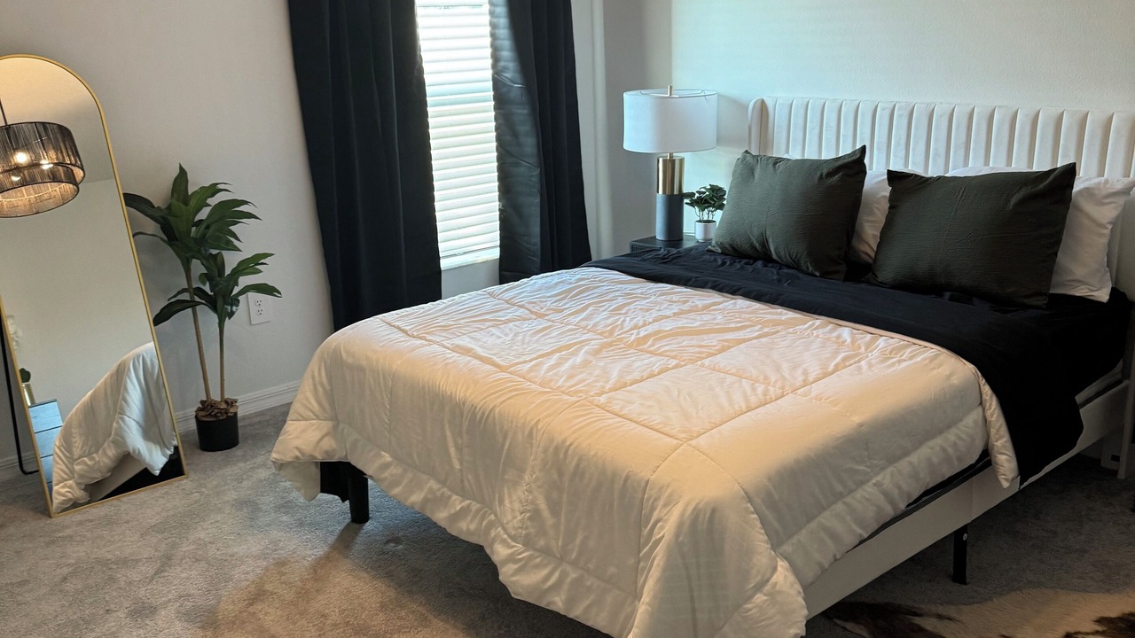Photo of Bedroom in Balm