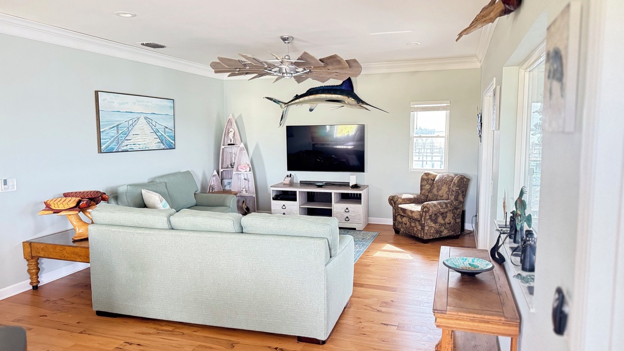Photo of Livingroom in North Beach
