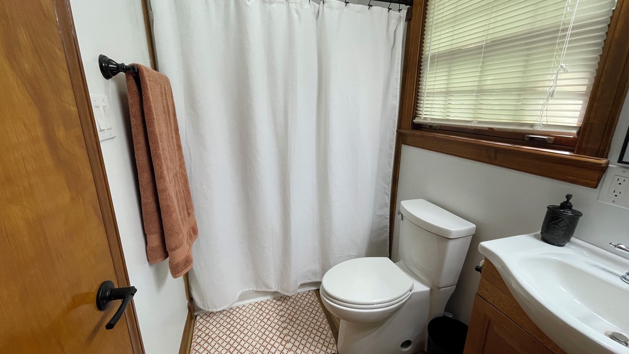Photo of Bathroom in Jacksboro