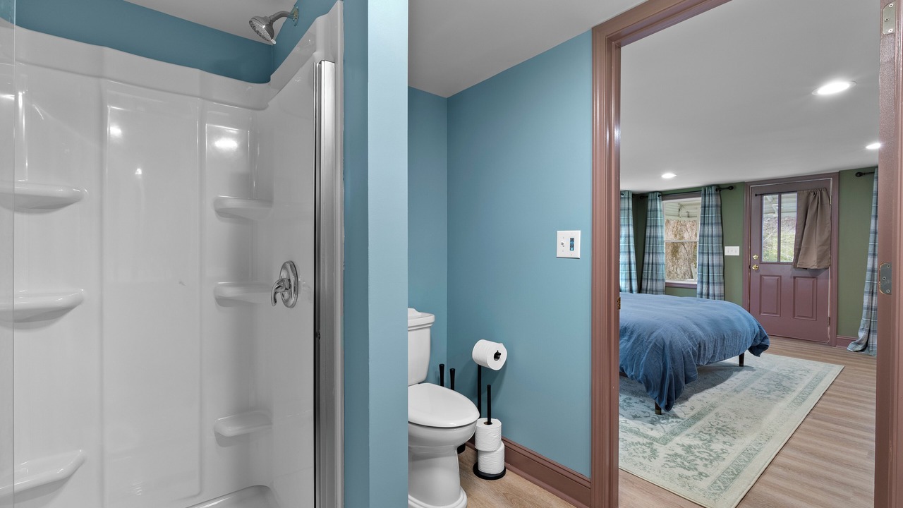 Photo of Bathroom in Sunset