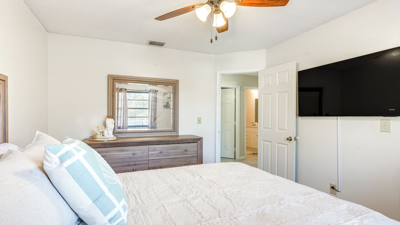 Photo of Bedroom in Boyette Springs
