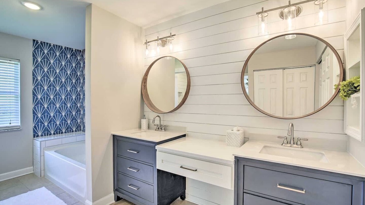 Photo of Bathroom in Bloomingdale