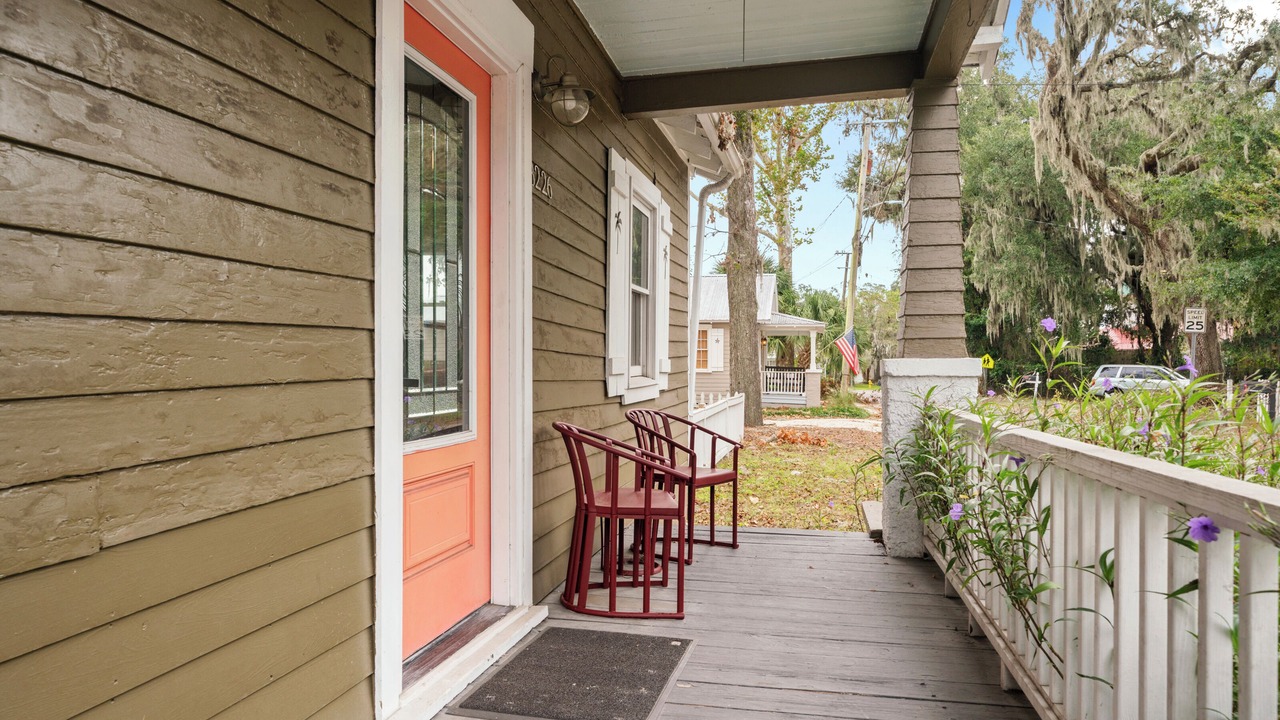 Photo of Outdoor in Thunderbolt