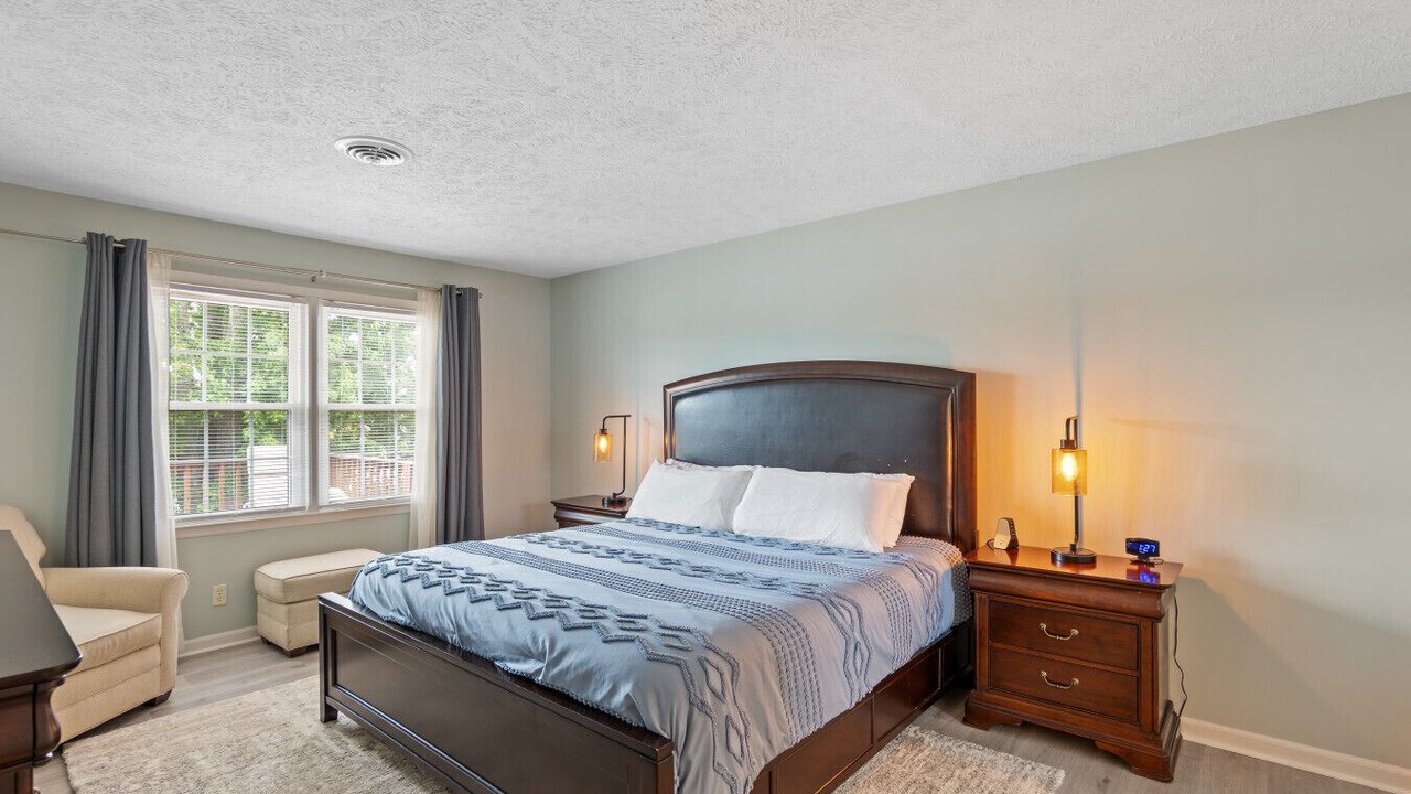 Photo of Bedroom in Leesville