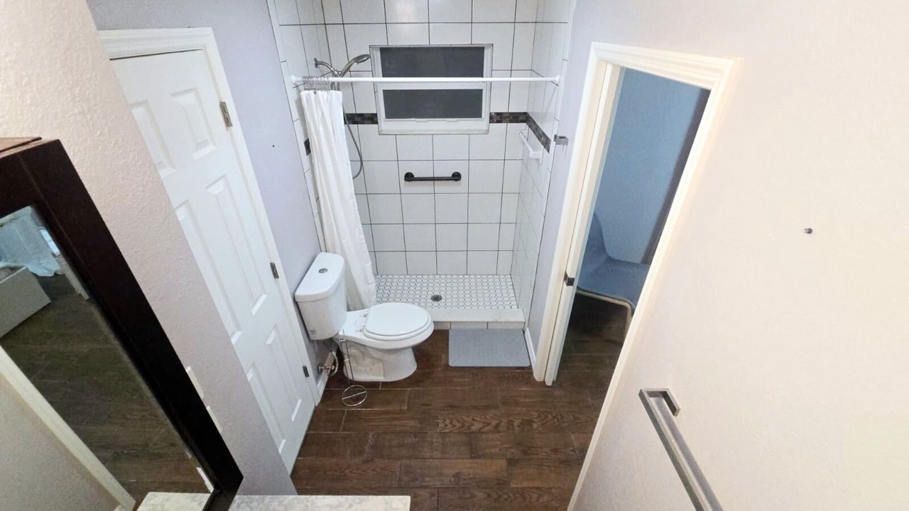 Photo of Bathroom in Sun 'N Lake