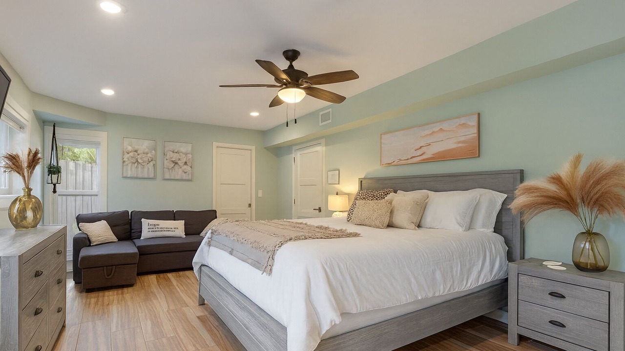 Photo of Bedroom in Melbourne Beach