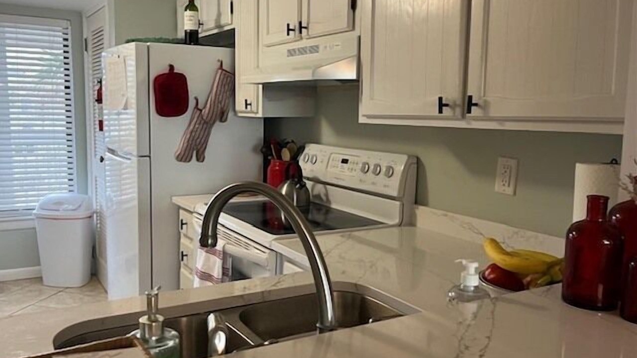 Photo of Kitchen in Saint Helena Island