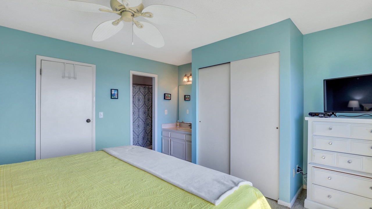 Photo of Bedroom in Saint Helena Island