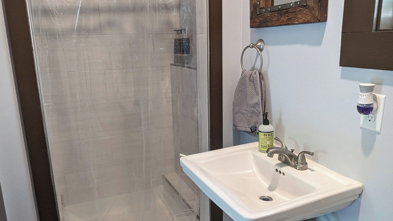 Photo of Bathroom in Midtown