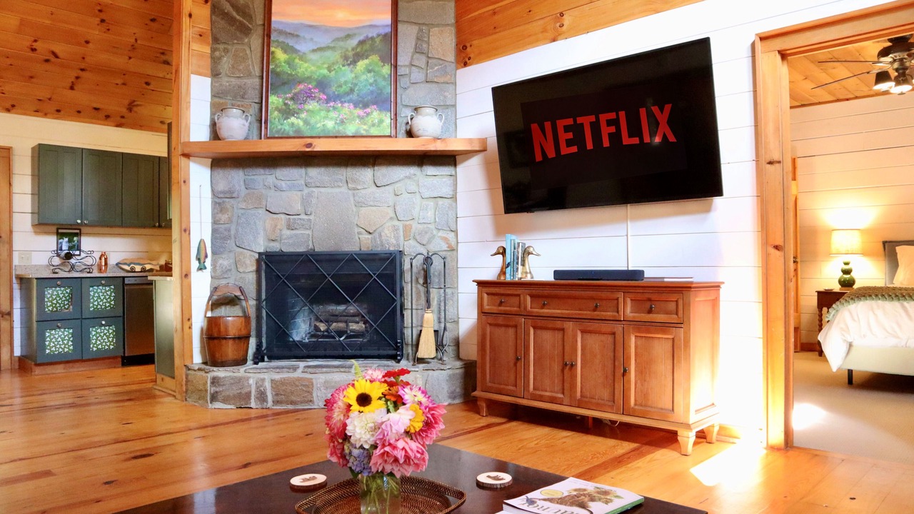 Photo of Livingroom in Cashiers