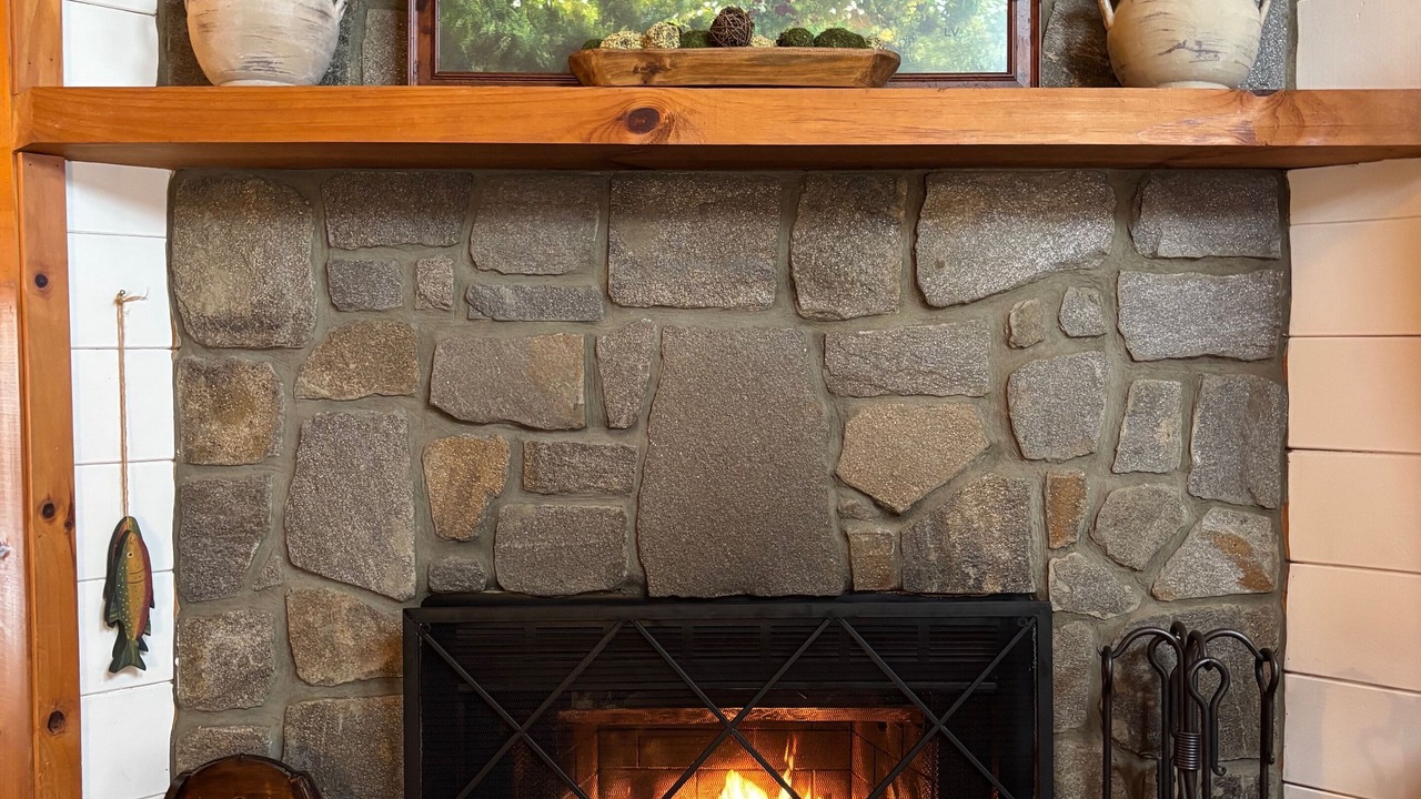 Photo of Livingroom in Cashiers