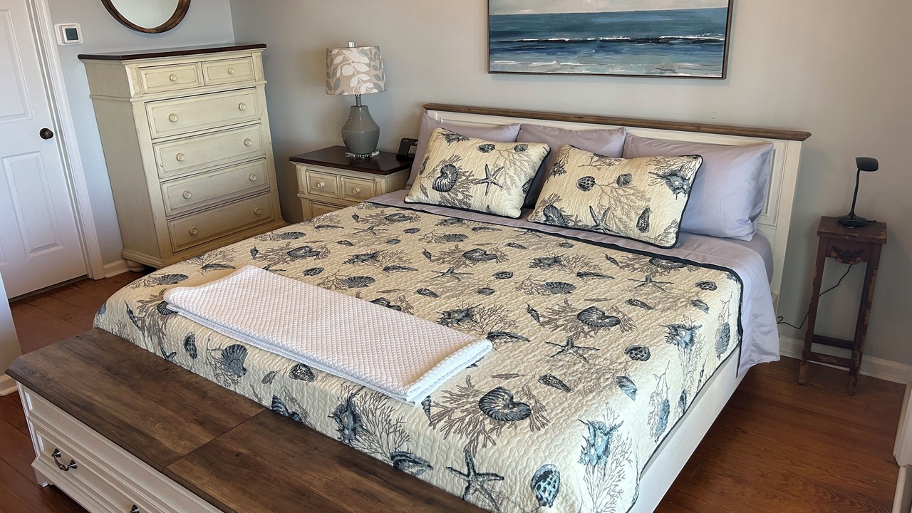 Photo of Bedroom in Saint Helena Island