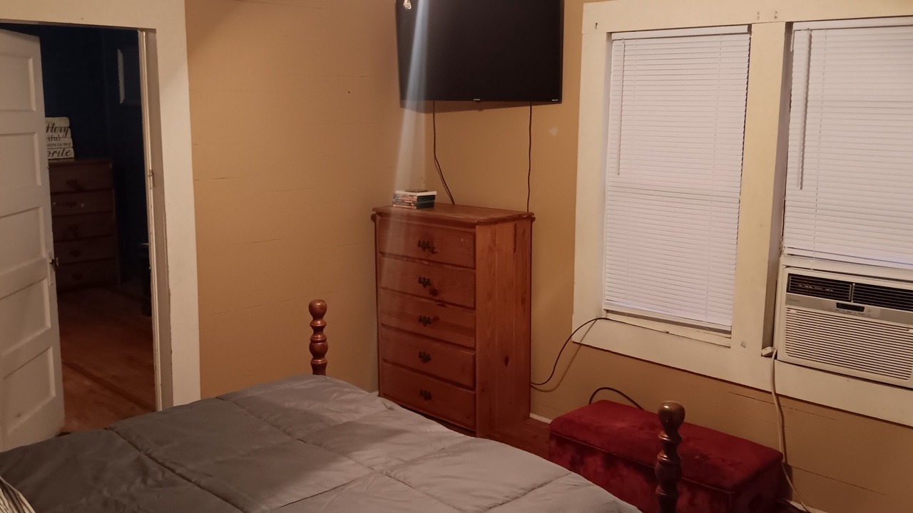 Photo of Bedroom in Blackshear