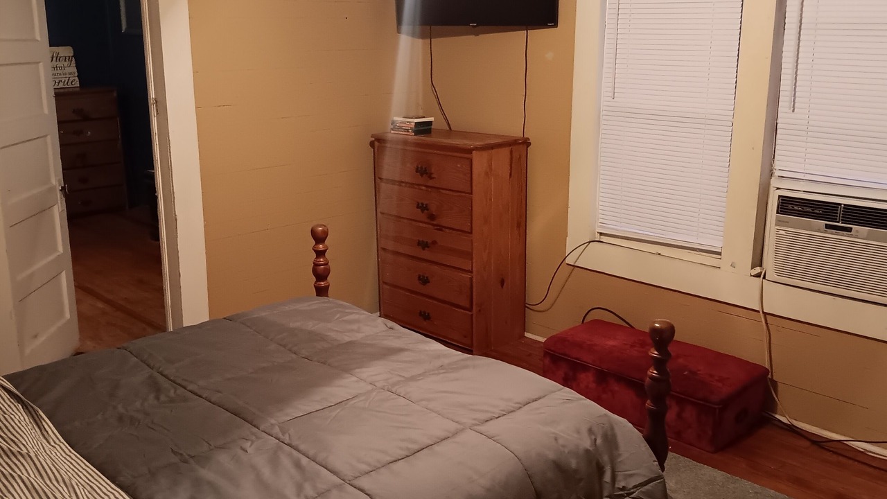 Photo of Bedroom in Blackshear