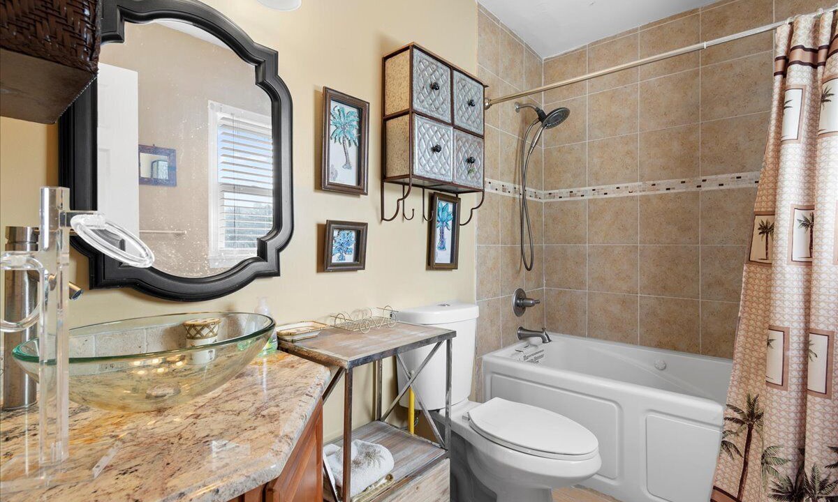 Photo of Bathroom in North Beach