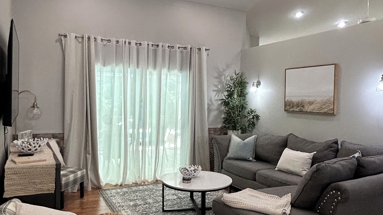 Photo of Livingroom in Sebastian Highlands