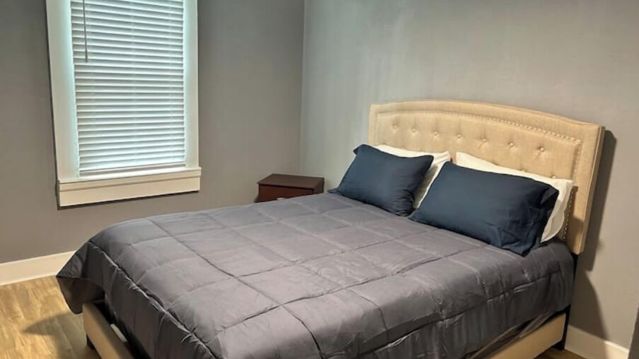 Photo of Bedroom in Midtown