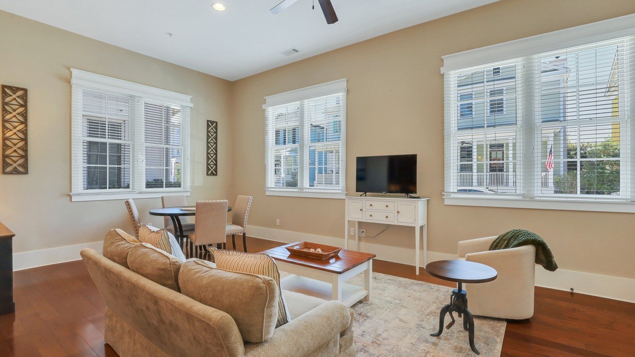Photo of Livingroom in Habersham