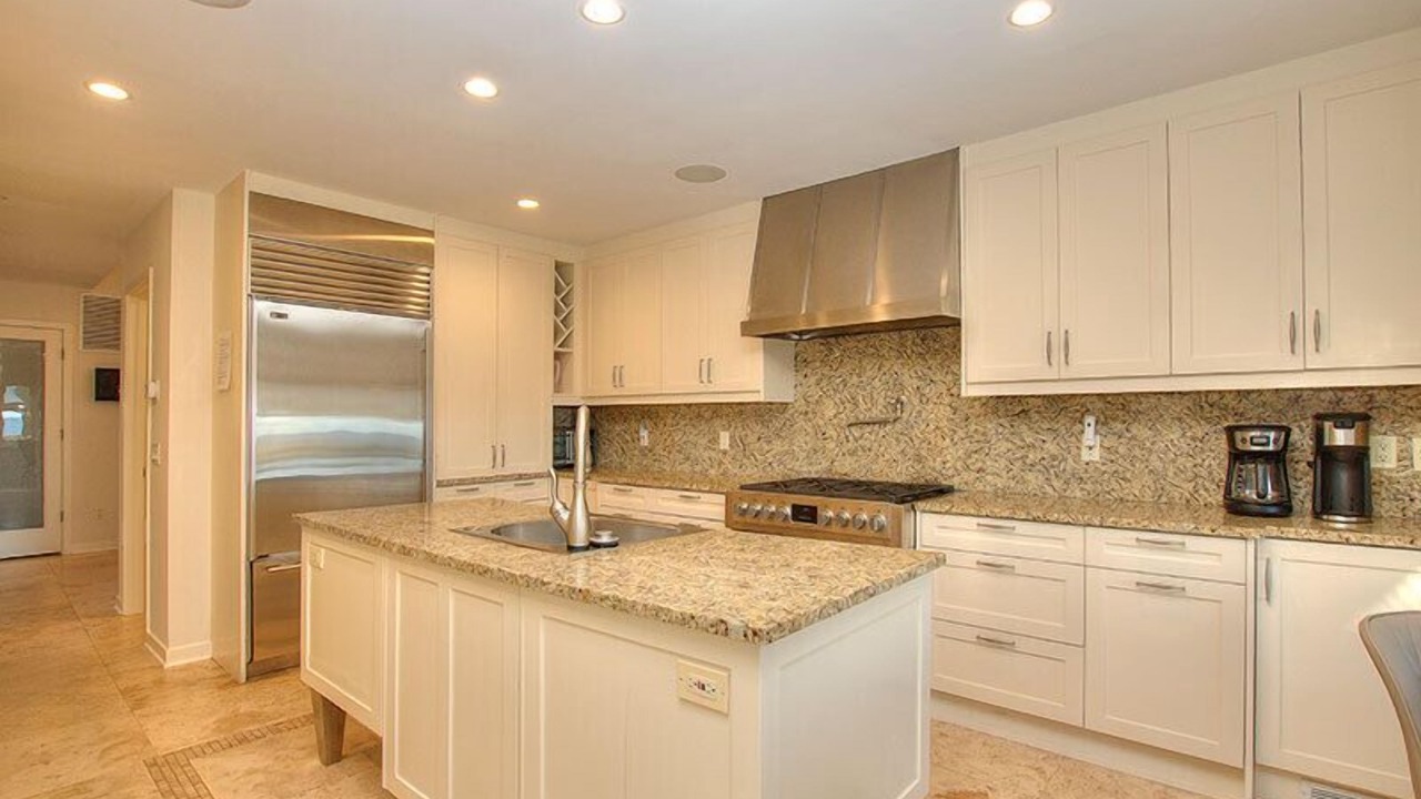 Photo of Kitchen in Beach Lagoon