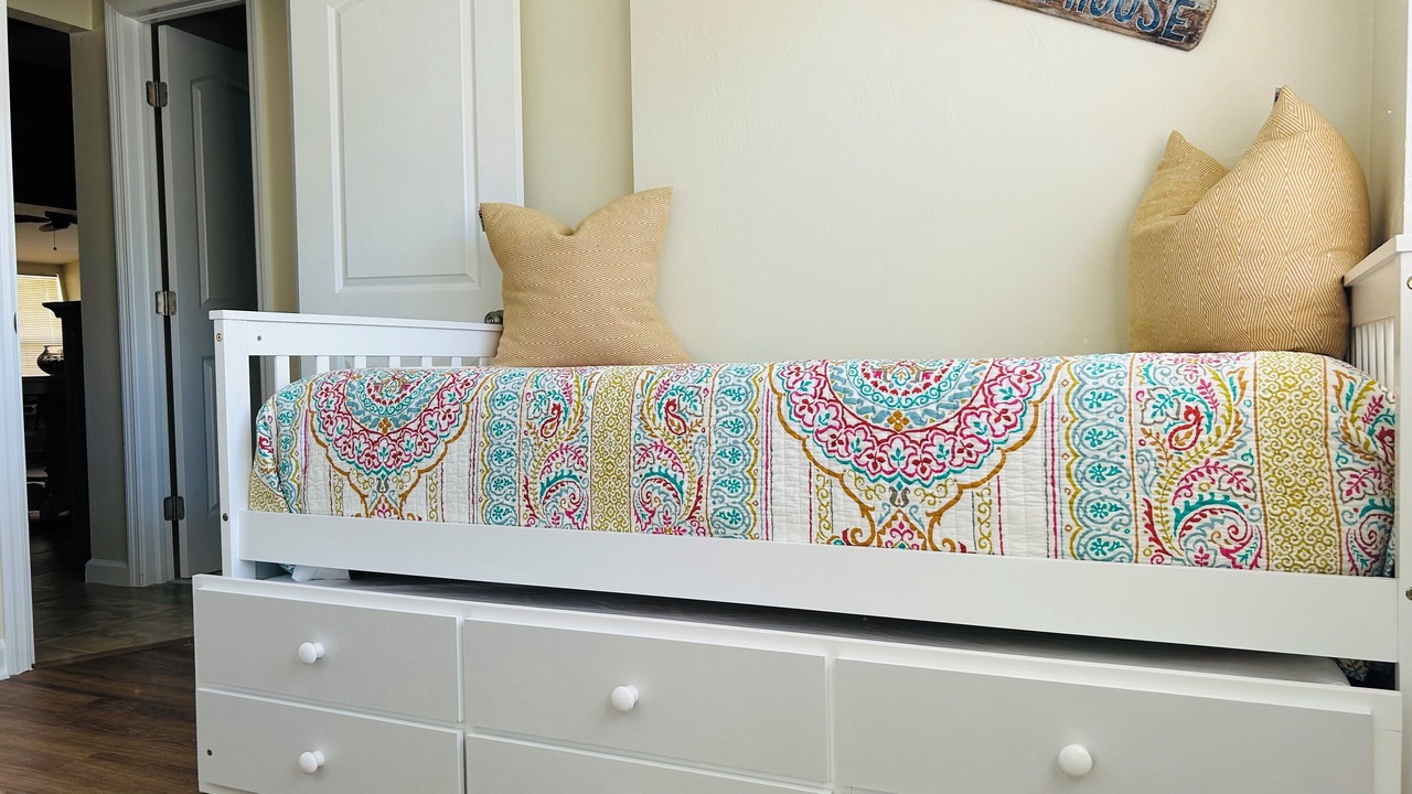 Photo of Bedroom in Goodland