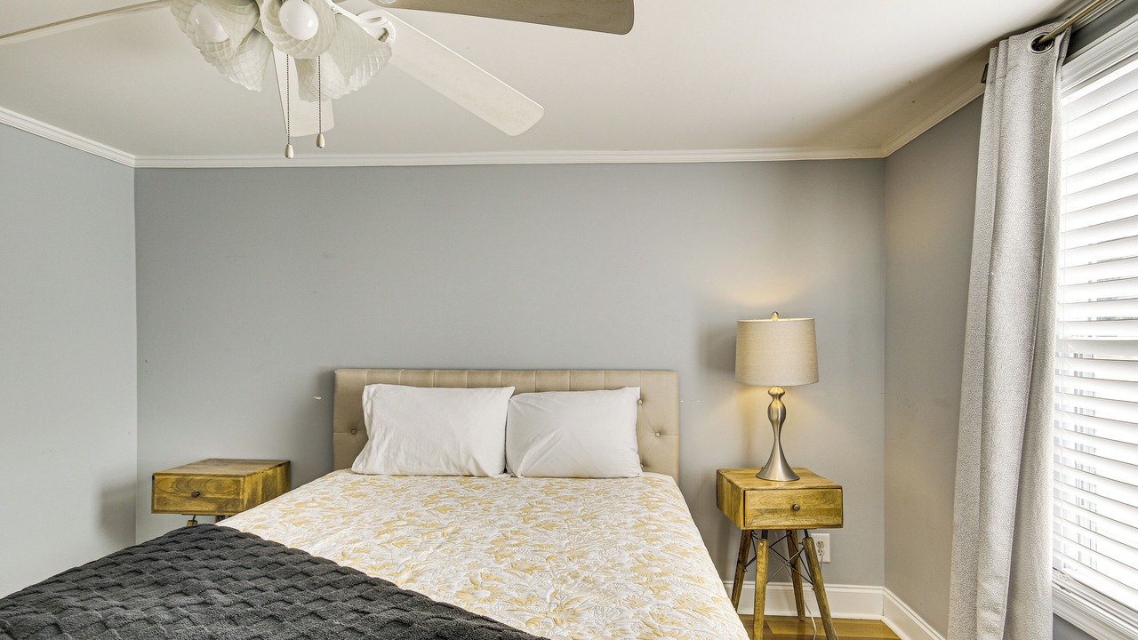 Photo of Bedroom in Hollands Landing