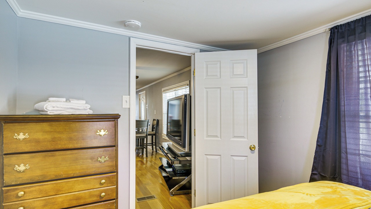 Photo of Bedroom in Hollands Landing