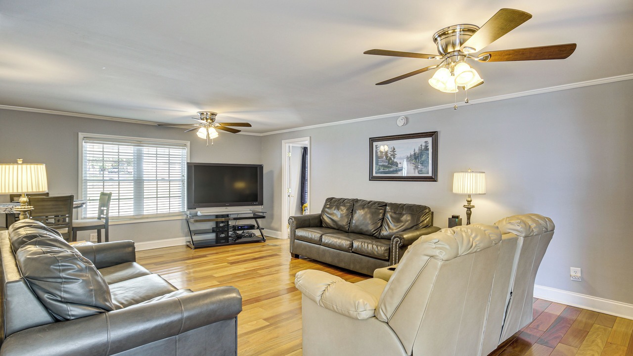 Photo of Bedroom in Hollands Landing