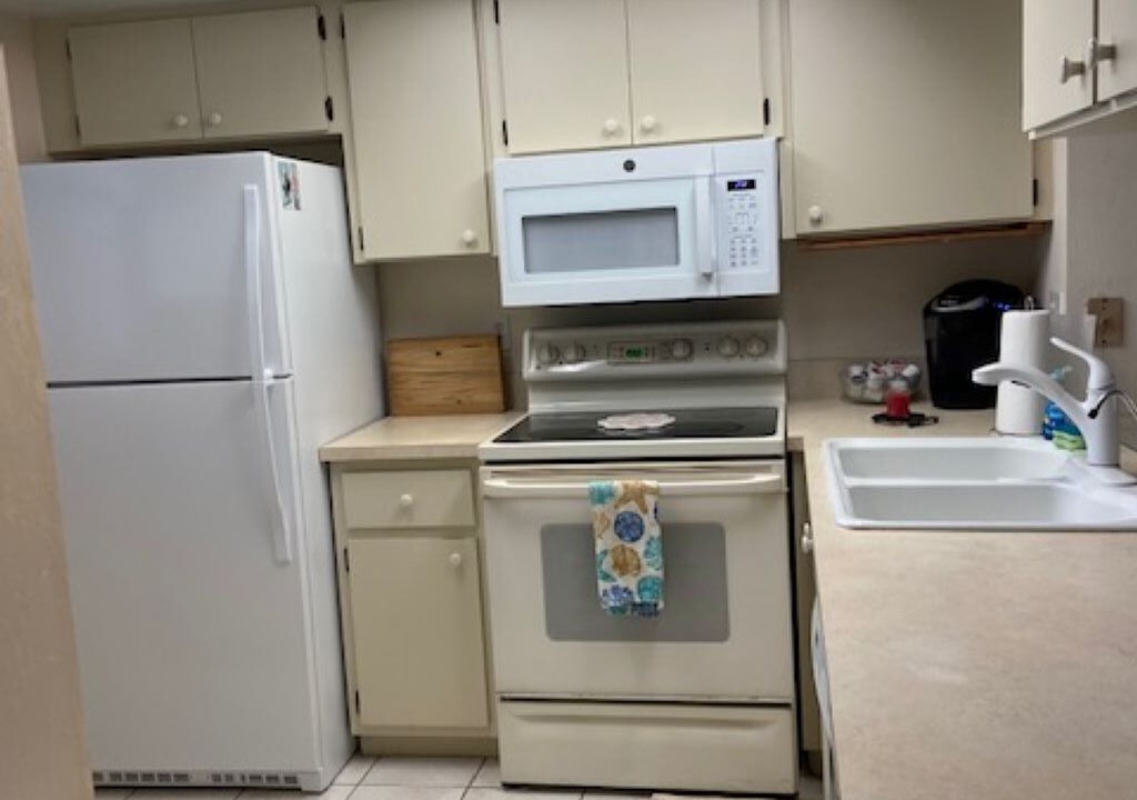 Photo of Kitchen in Lake Suzy
