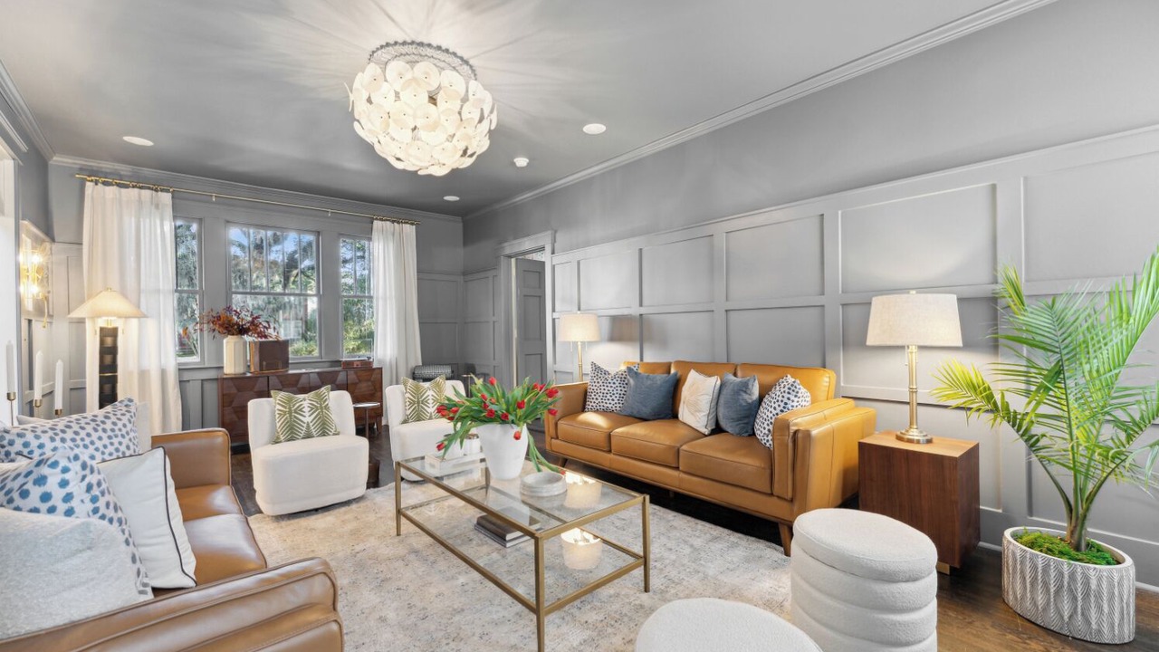 Photo of Livingroom in Midtown