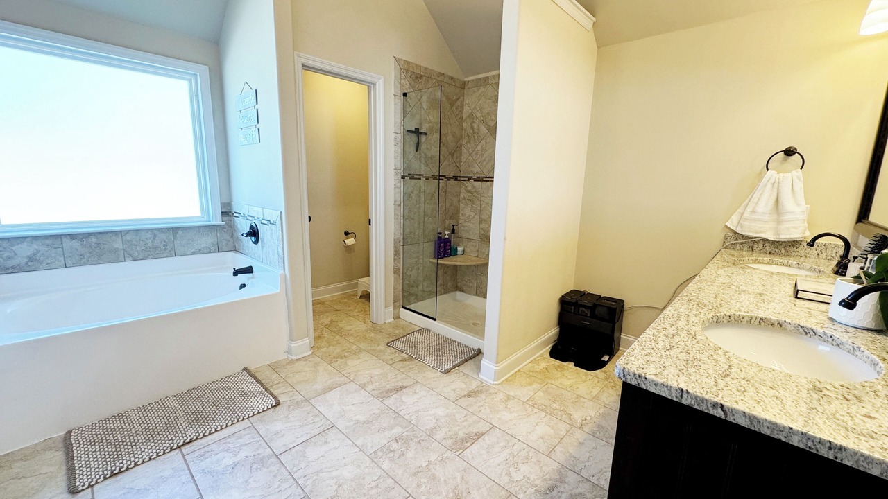 Photo of Bathroom in Martinez