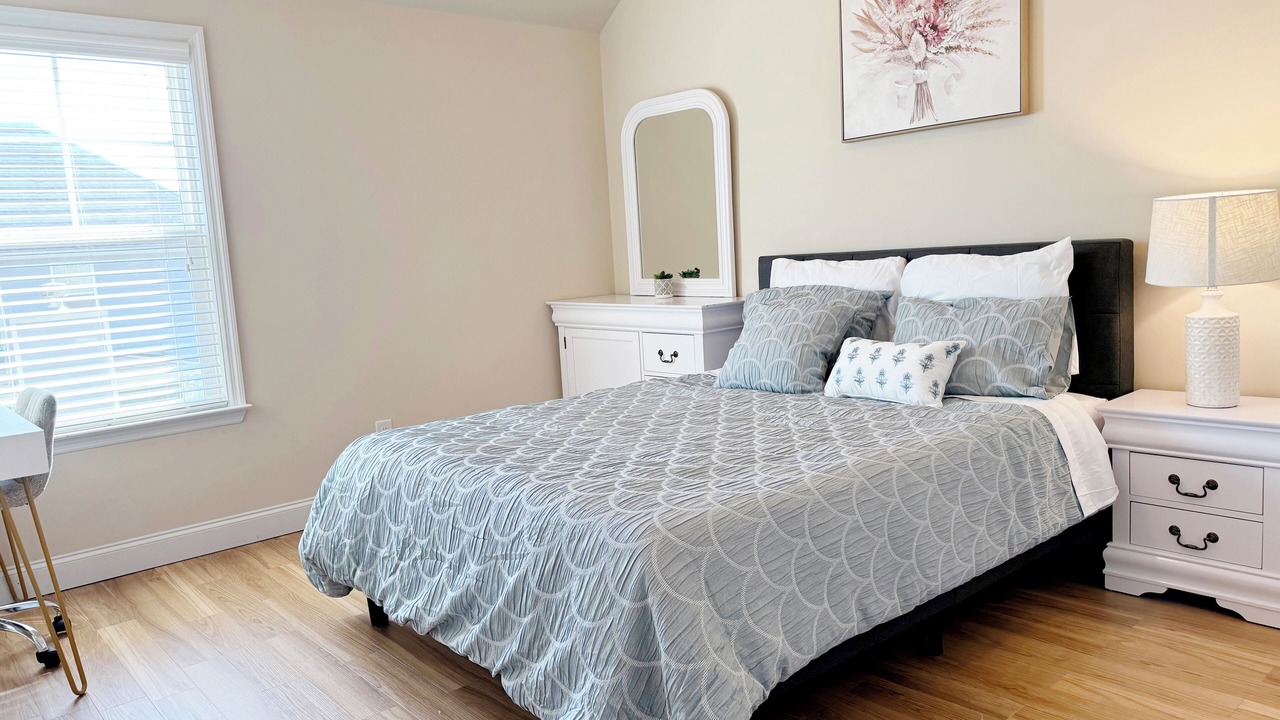Photo of Bedroom in Martinez