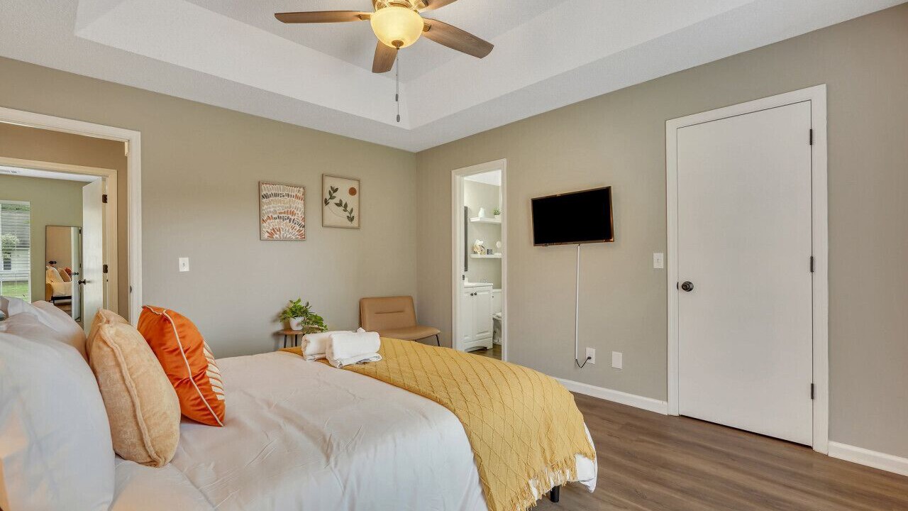Photo of Bedroom in Richmond Hill