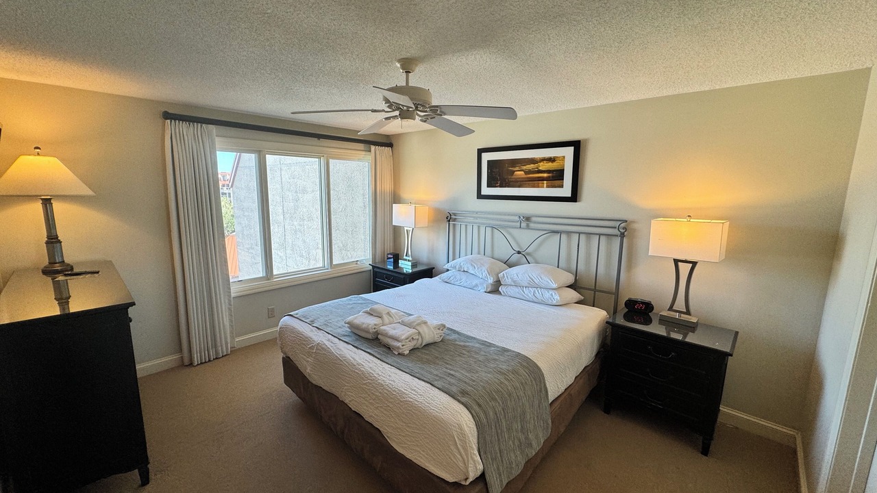 Photo of Bedroom in Shelter Cove