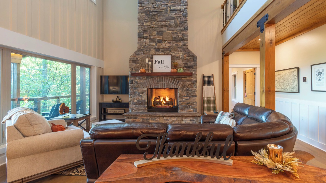 Photo of Livingroom in Whittier