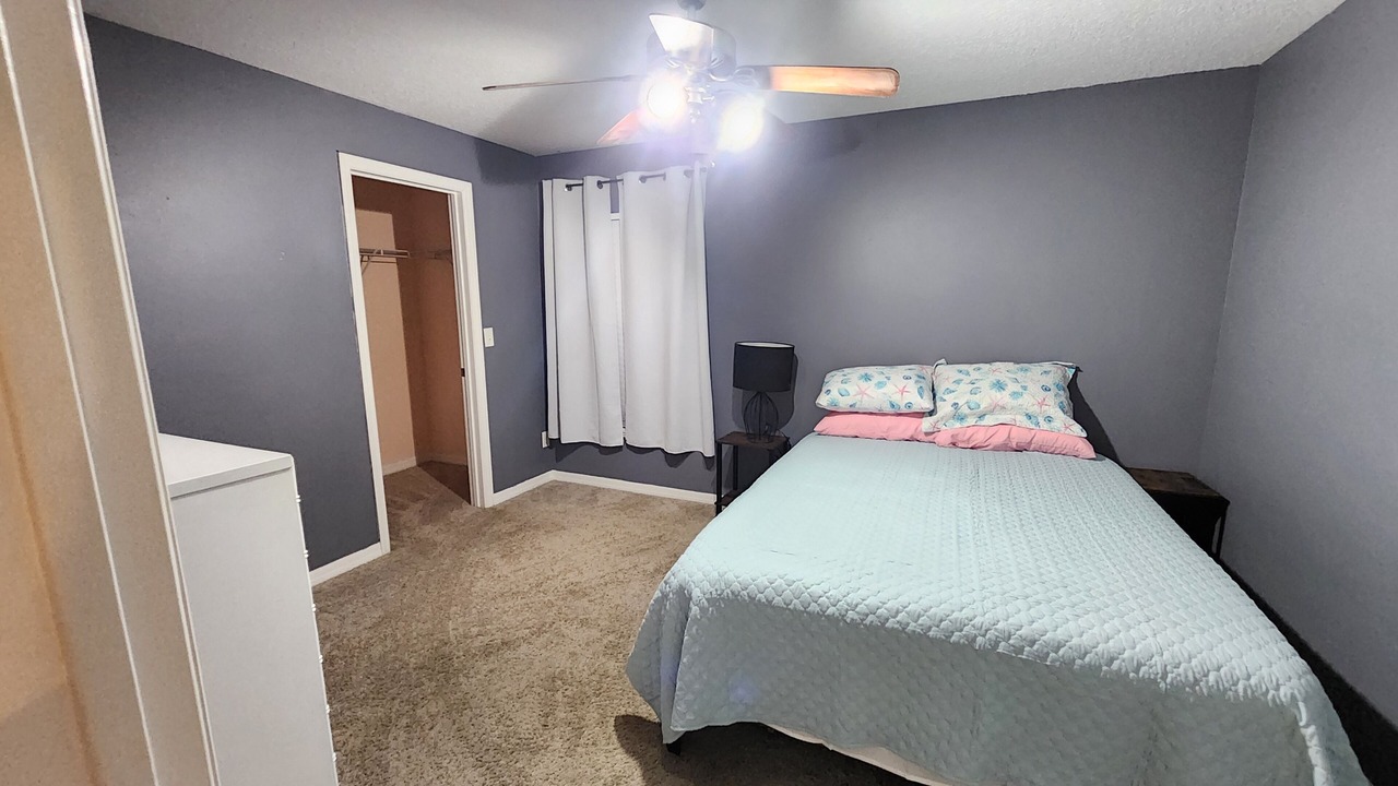 Photo of Bedroom in Vero Lake Estates