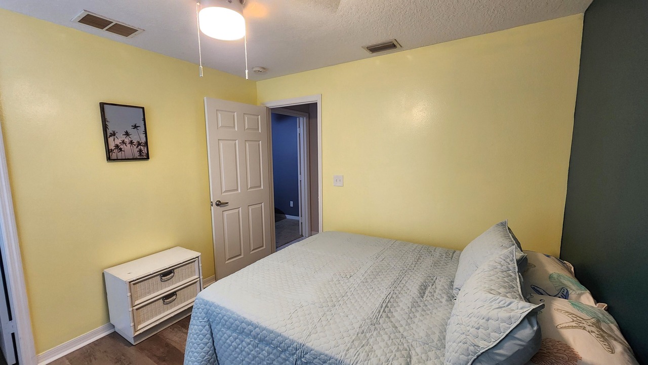 Photo of Bedroom in Vero Lake Estates