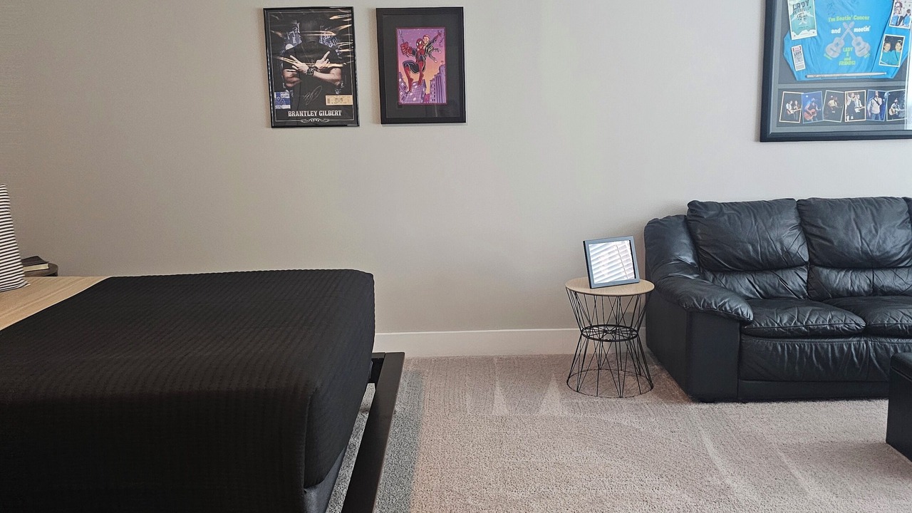 Photo of Bedroom in Langley
