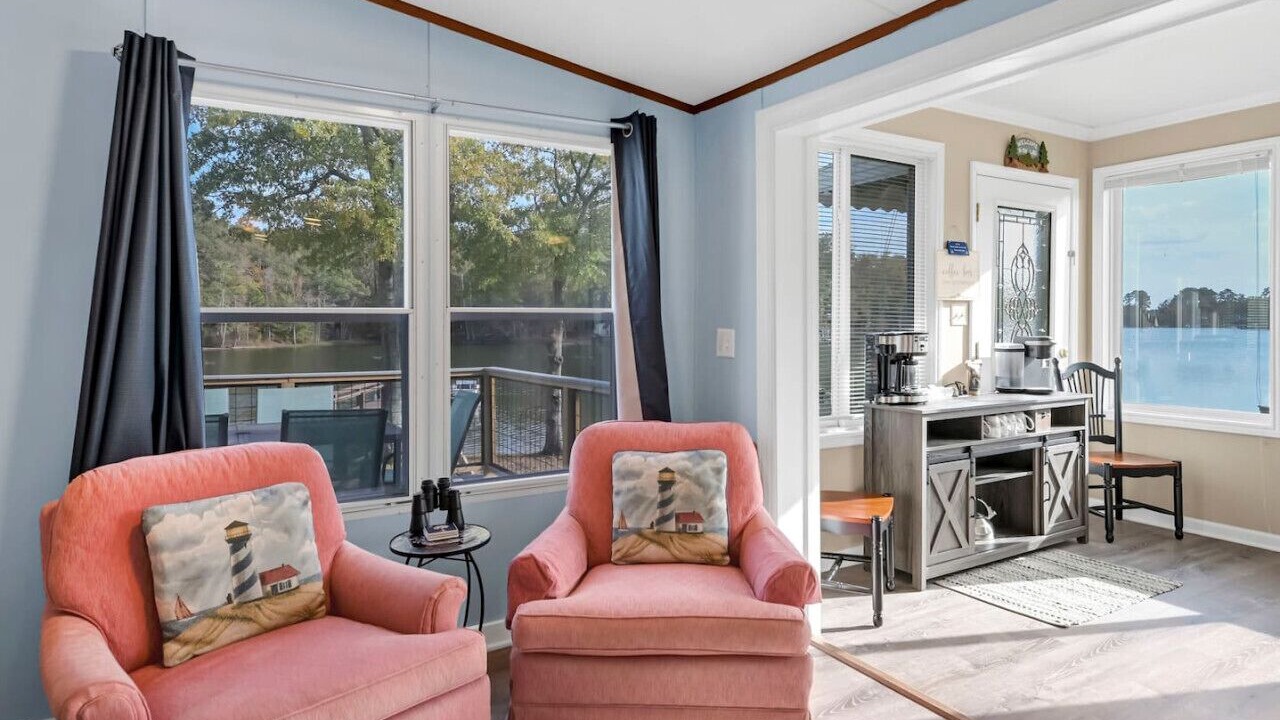 Photo of Livingroom in Chapin
