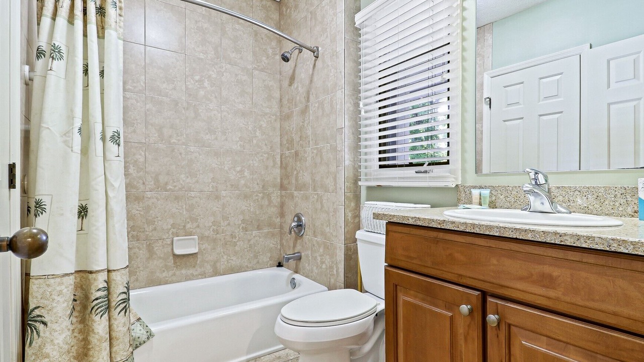 Photo of Bathroom in Shipyard Plantation