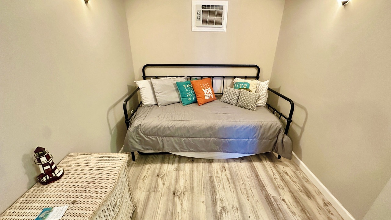 Photo of Bedroom in Nettles Island