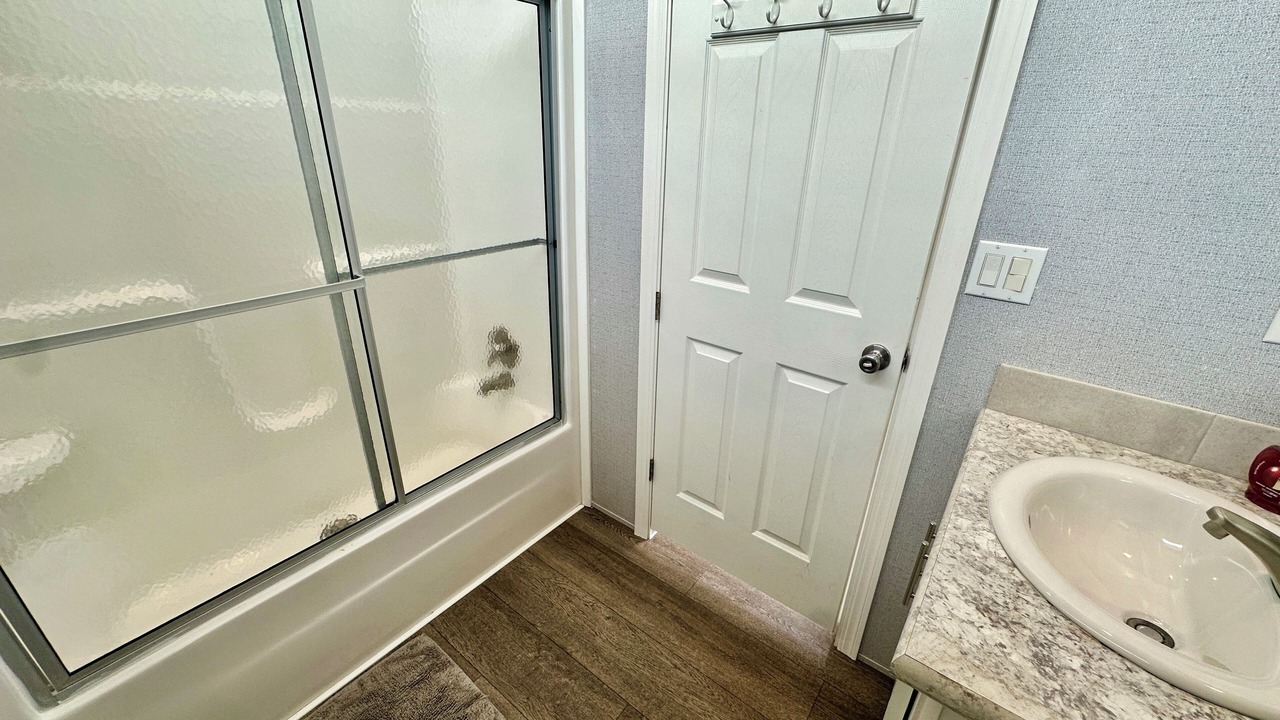 Photo of Bathroom in Nettles Island