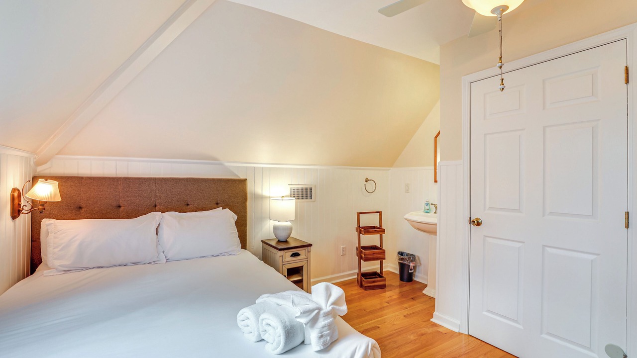 Photo of Bedroom in Summerville