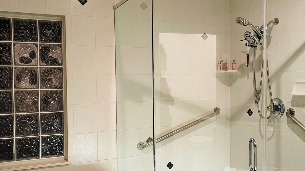 Photo of Bathroom in Sebastian Highlands