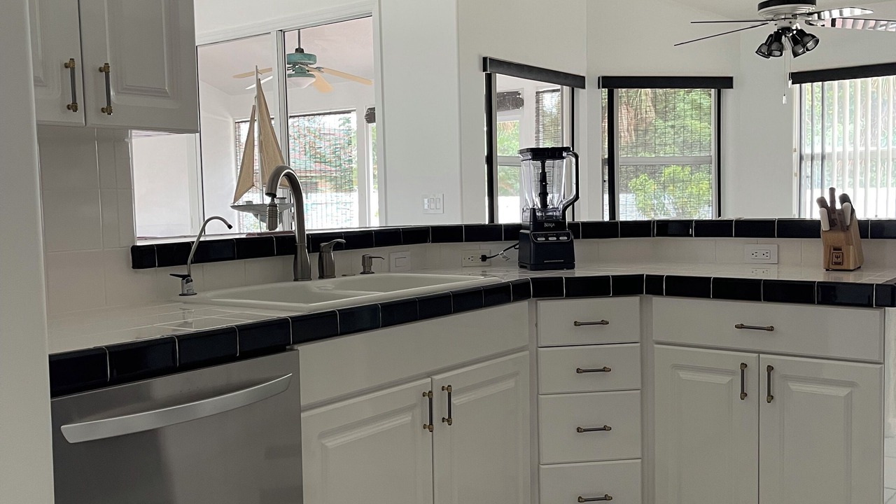 Photo of Kitchen in Sebastian Highlands